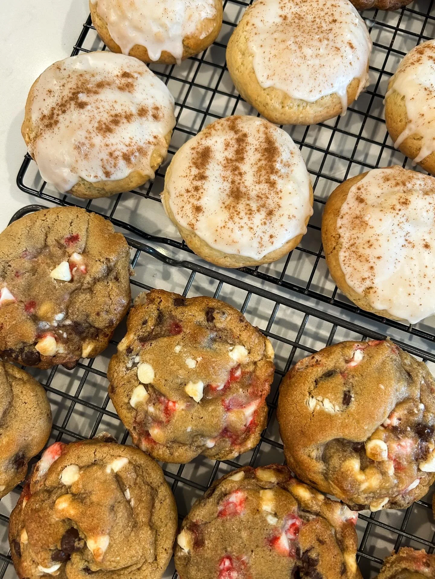 ✨our holiday markets are done for the season, but the good news is we are still doing porch + delivery orders! Here&rsquo;s the rest of 2025 for us at Beloved Bakery:

Porch/delivery orders THIS Saturday, 12/20
Porch/delivery orders Wednesday, 12/24 