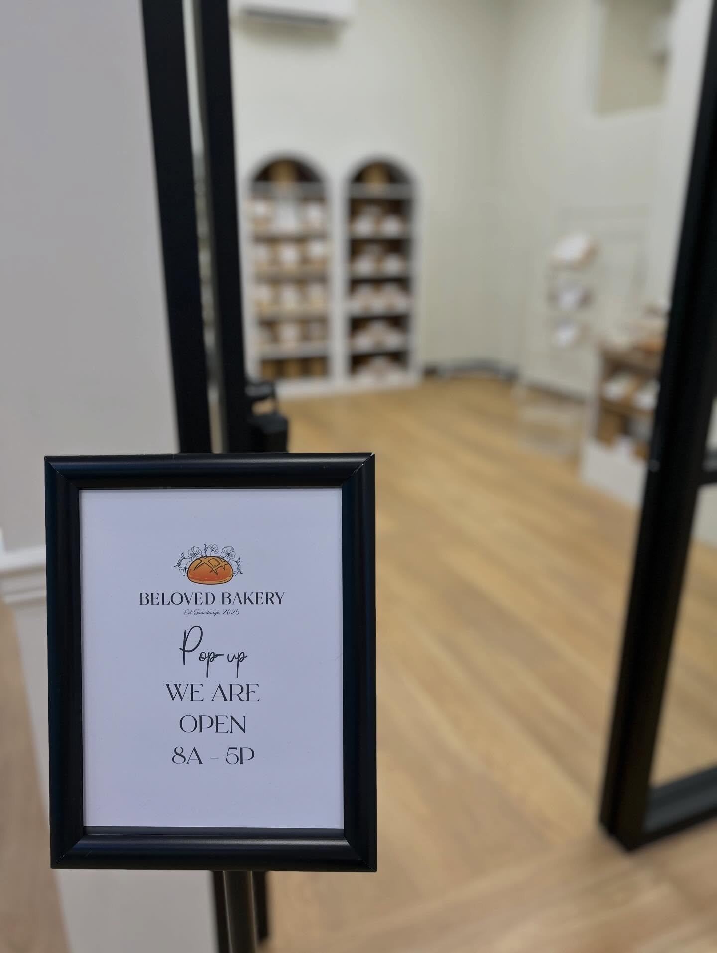 WE ARE OPEN ✨ 
Come visit us at @theforgesalem hosted by @yourbrand_salem 
Suite 214 across from Clink
Free parking at the old JCPenny parkade✨