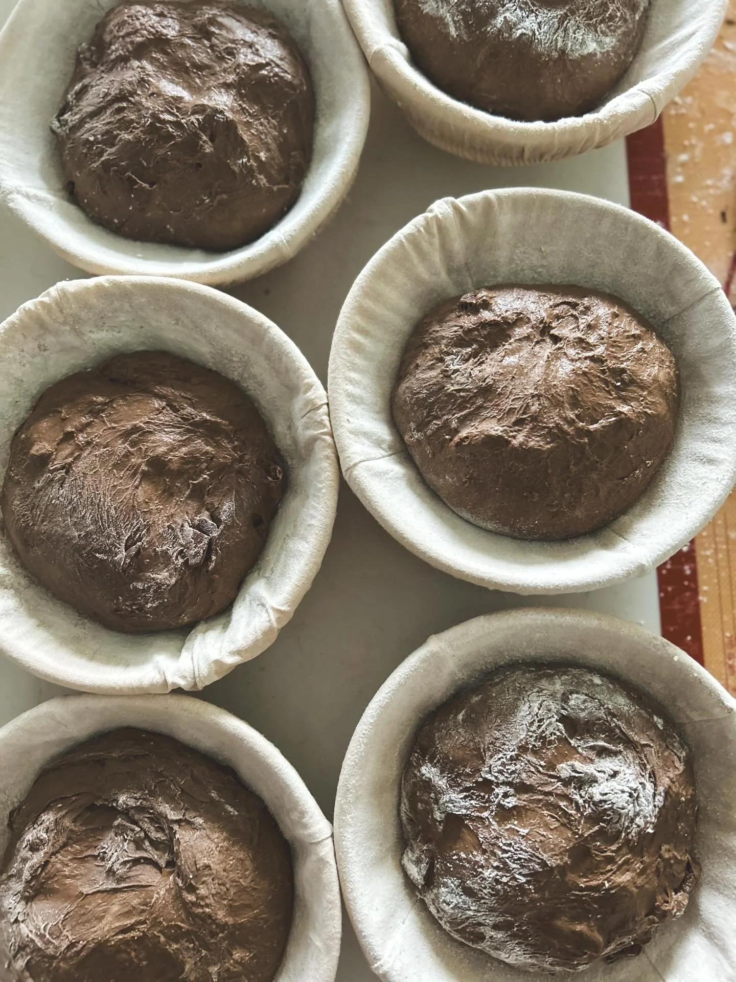 Who&rsquo;s coming to our pop-up at @urbangrangecoffee [tomorrow] Saturday, March 14th 9am to 12pm??? 
☕️🤍🍞🍊 

$16✨Raspberry Chocolate Espresso Sourdough Loaves [Made with Urban Grange Espresso from Columbia River Coffee Roaster]
$6✨Orange Vanilla