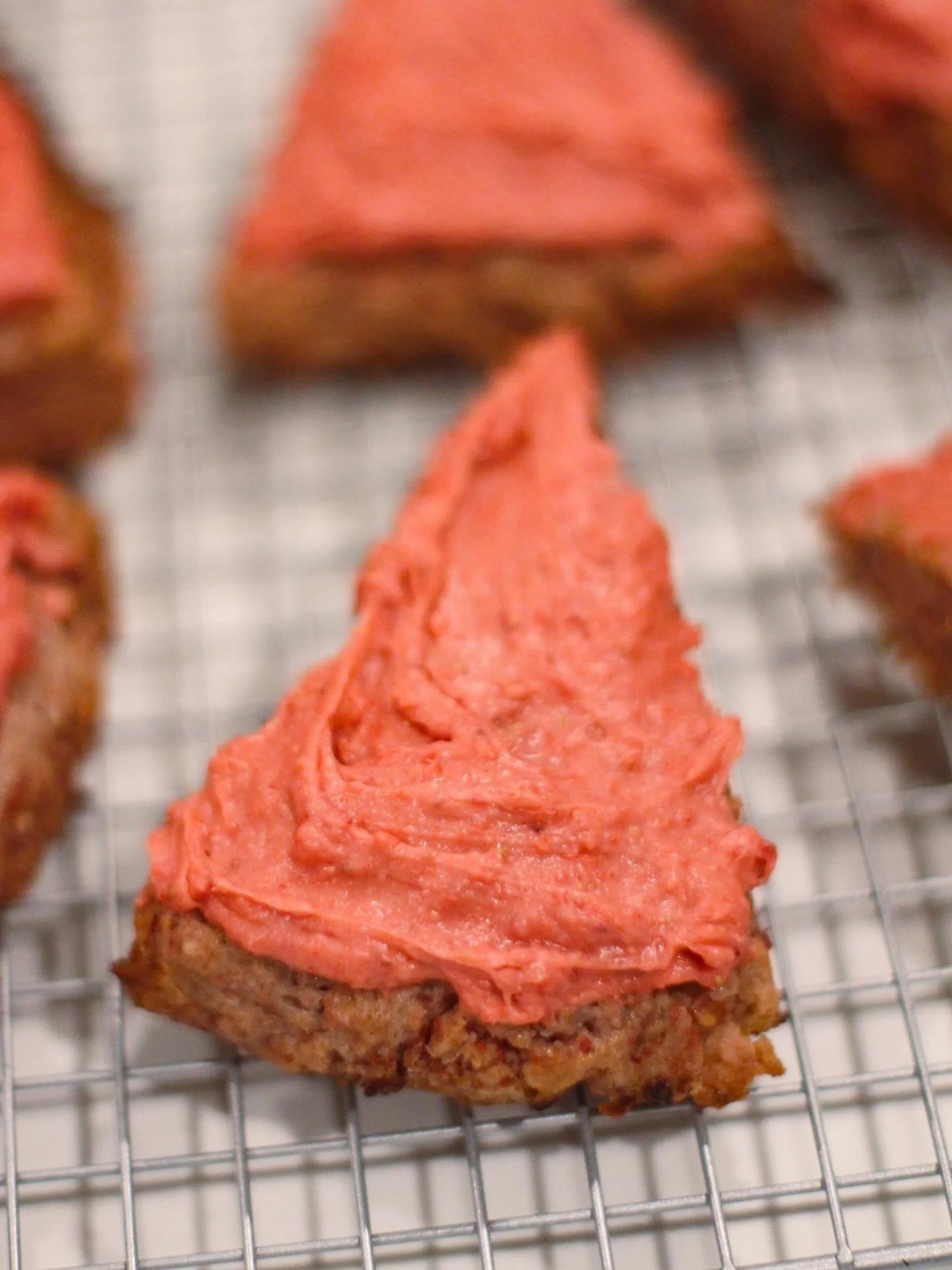Strawberry Sourdough Scones 🍓 
Available for online ordering. Link to order in bio✨