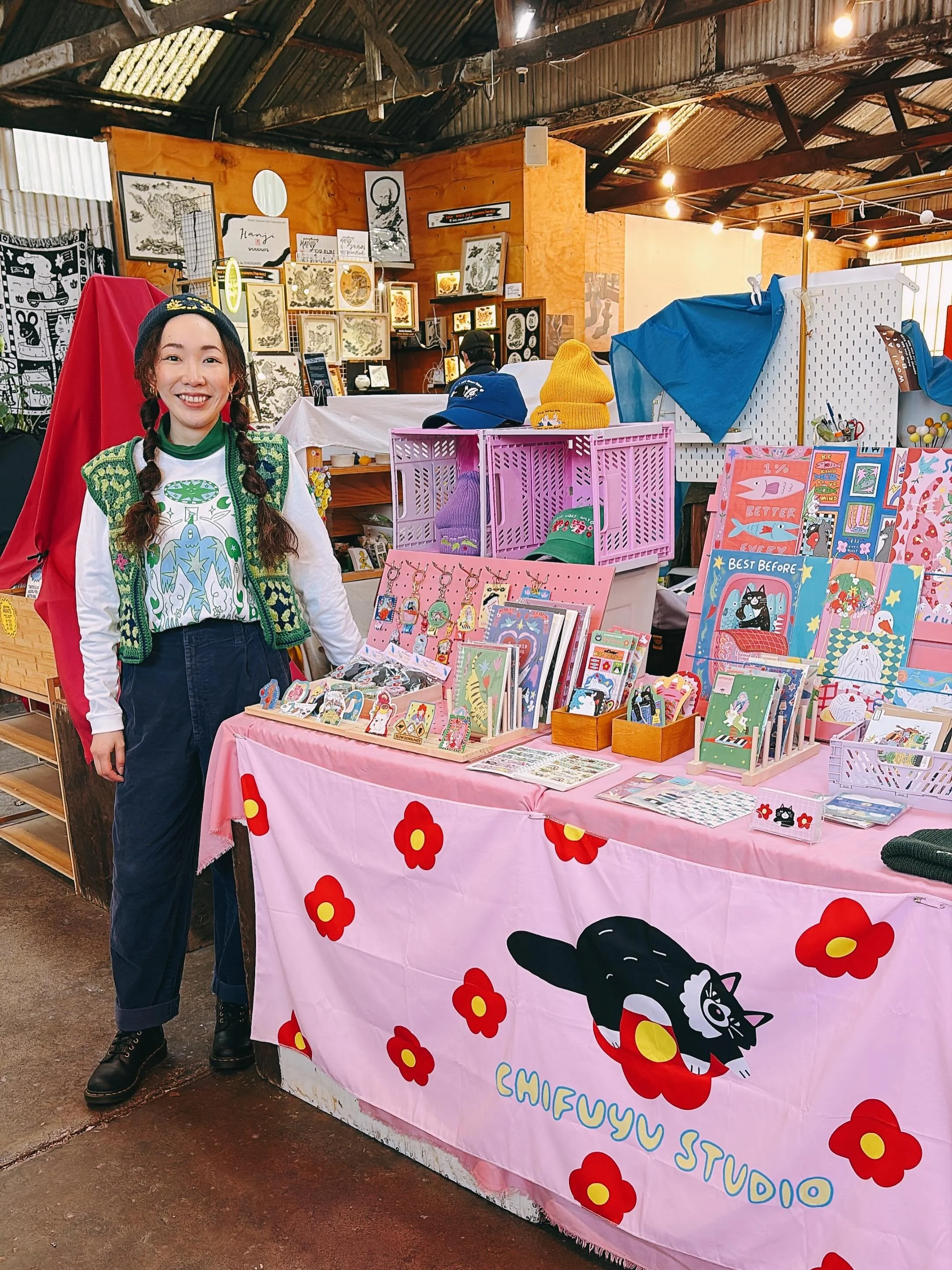 Today's market done! ✨
I brought lots of new designs with me this time and was honestly a bit nervous about how they would be received. Seeing so many people love them and take them home made me so happy 🥹❤️
Thank you so much for all your support. I