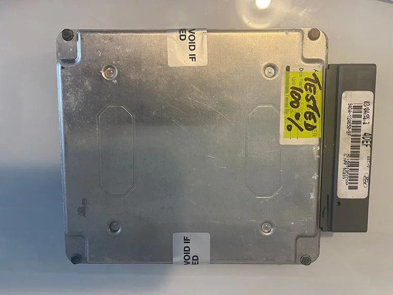 Ford Falcon V8  XR8 94DA-12A650-EF