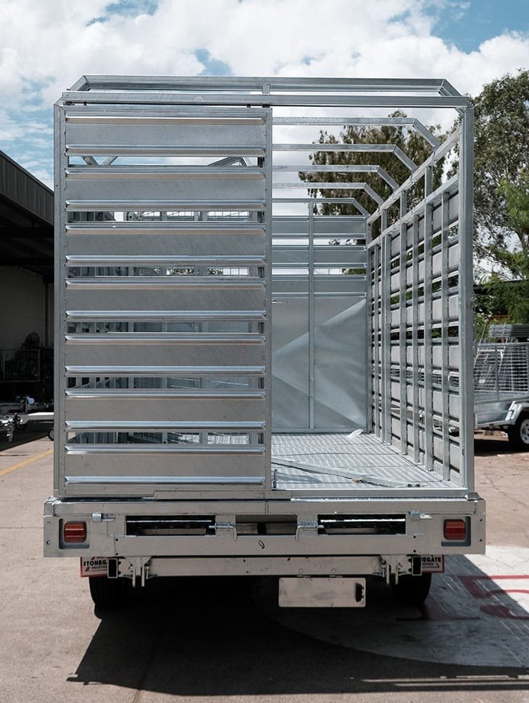 12x7 cattle trailer rear gate and loading access