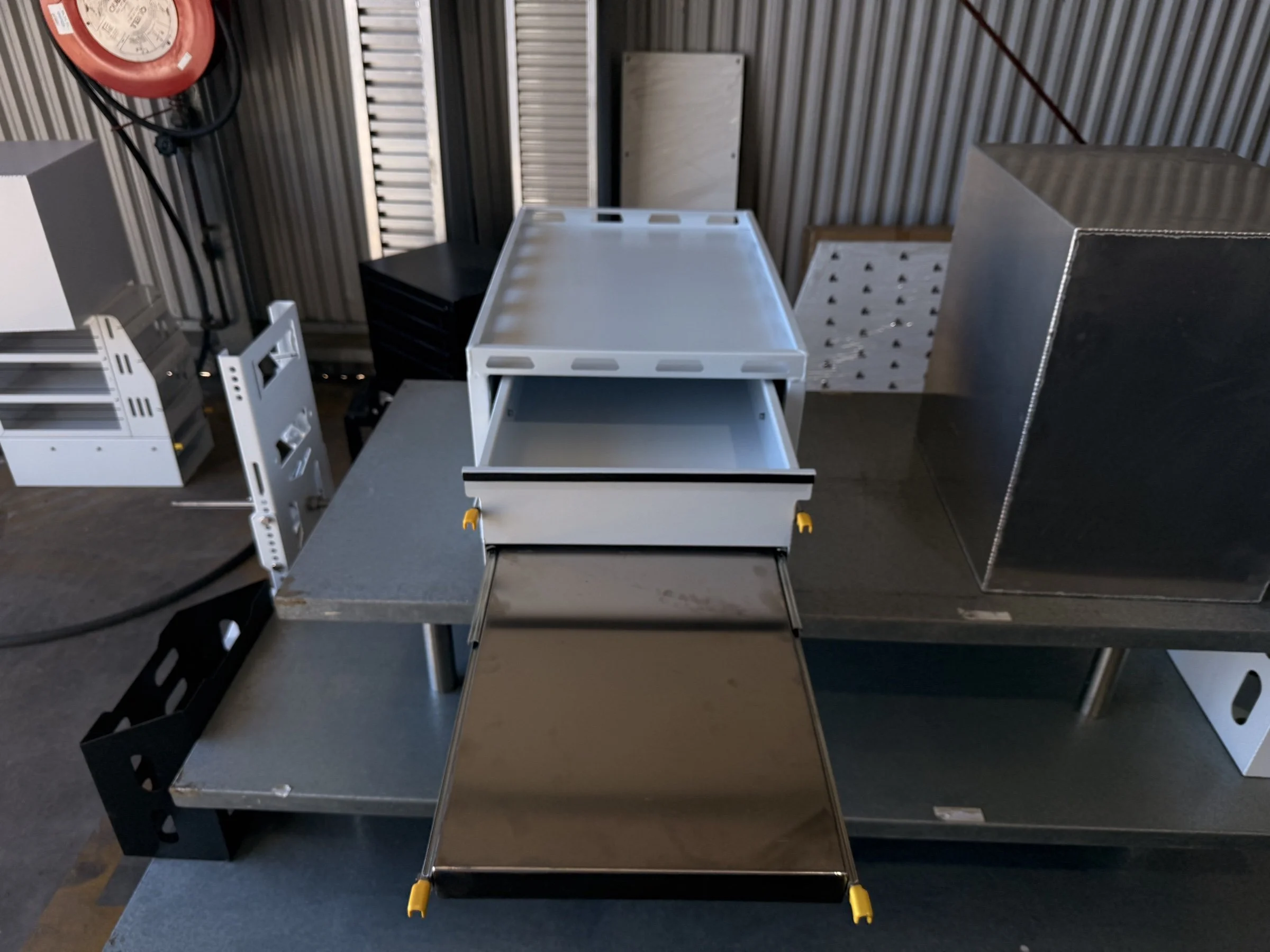 1-drawer-chopping-board-white-IMG_1160.jpg