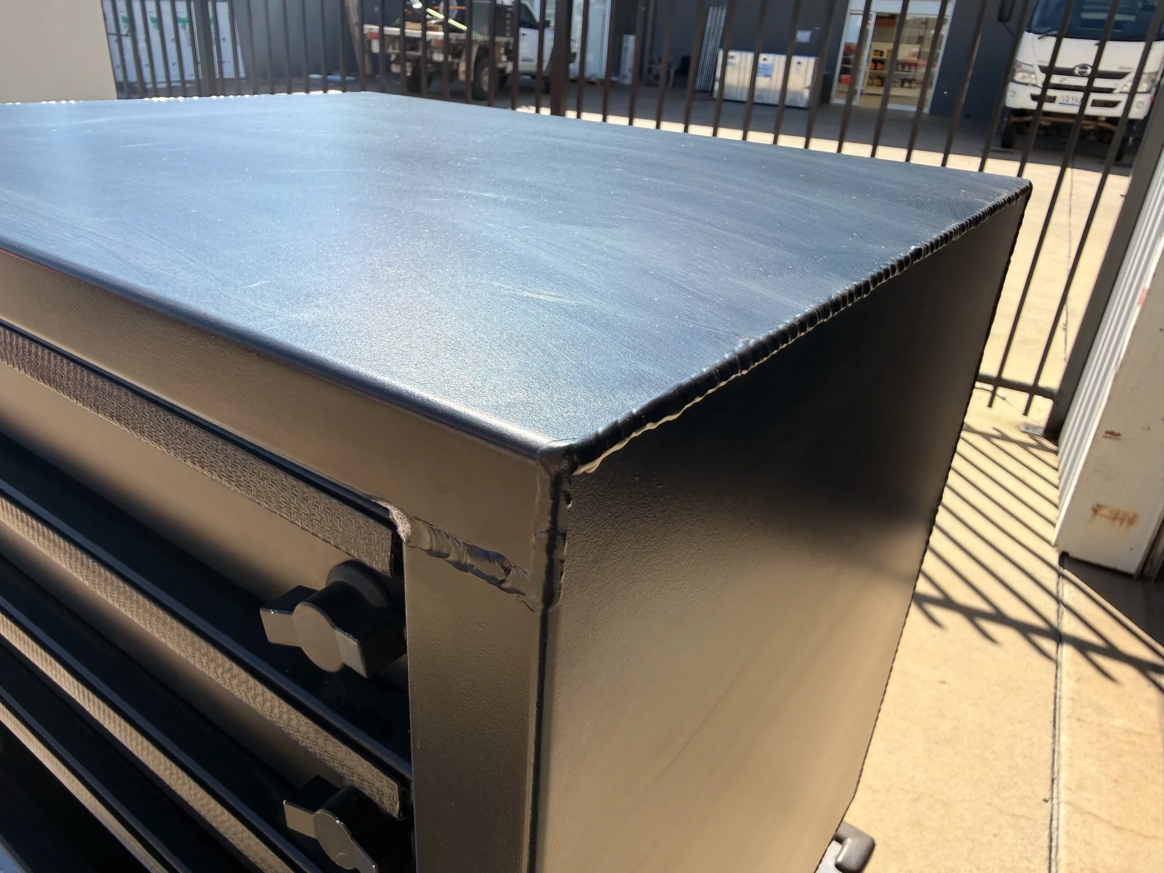 4-drawer-unit-black-IMG_1173.jpg