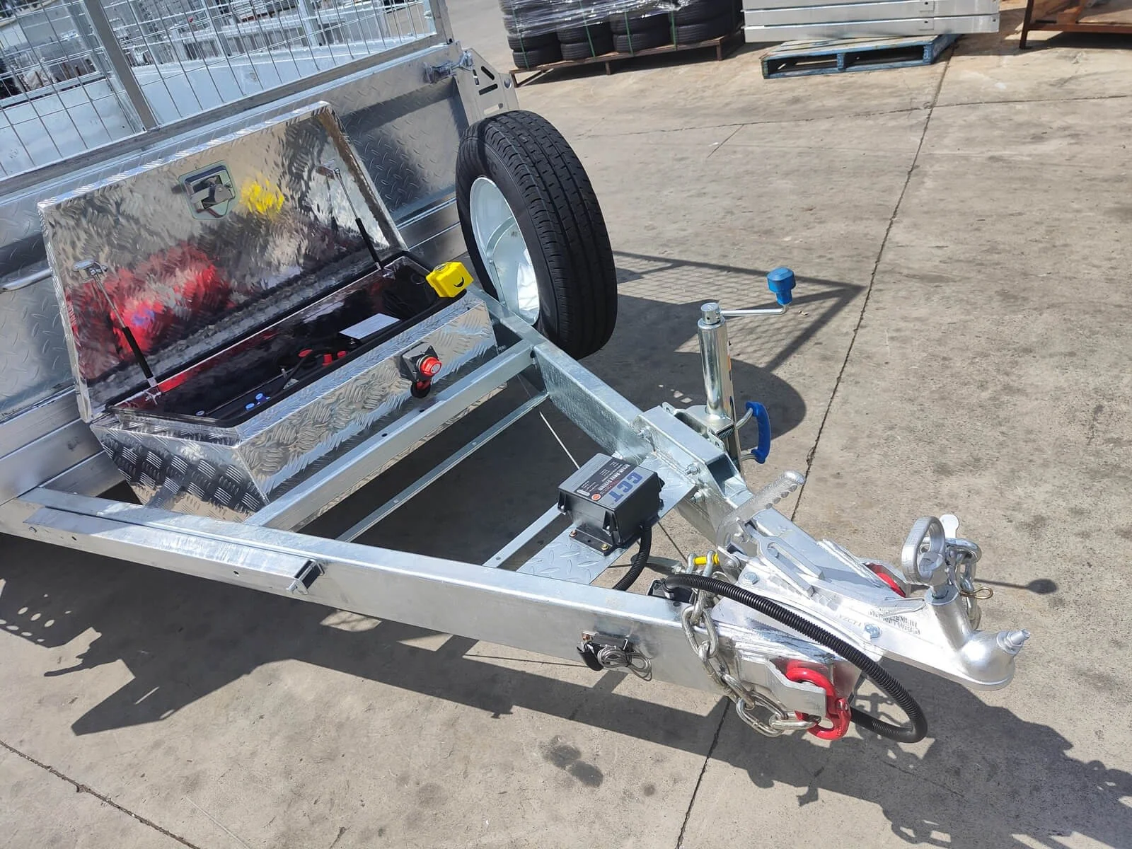10x5 Hydraulic Tipper Trailer galvanised chassis and drawbar