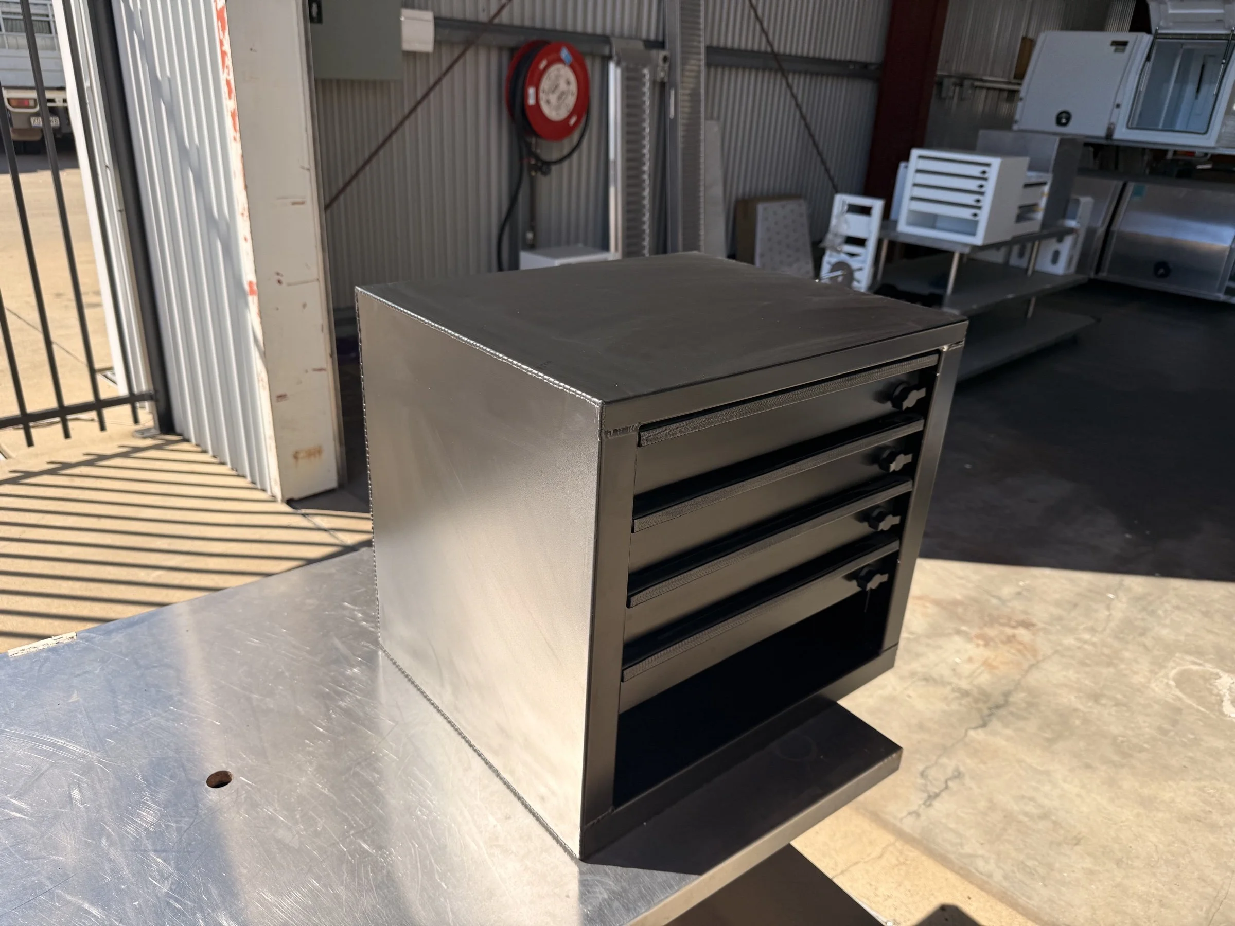 4-drawer-unit-black-IMG_1171.jpg