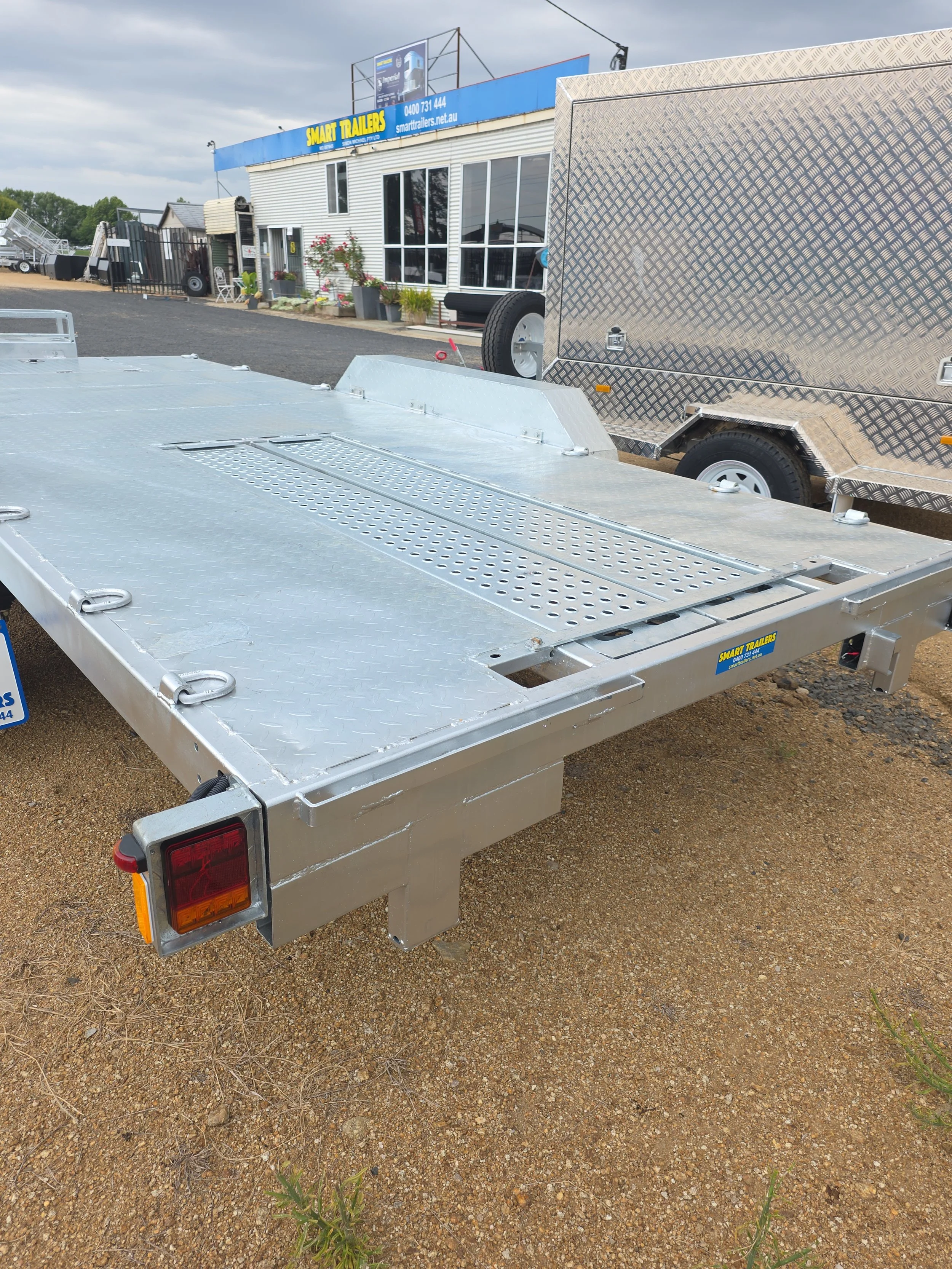 18169119-7a46-4bdc-a243-a8235e787dac - Renae Smart.jpg