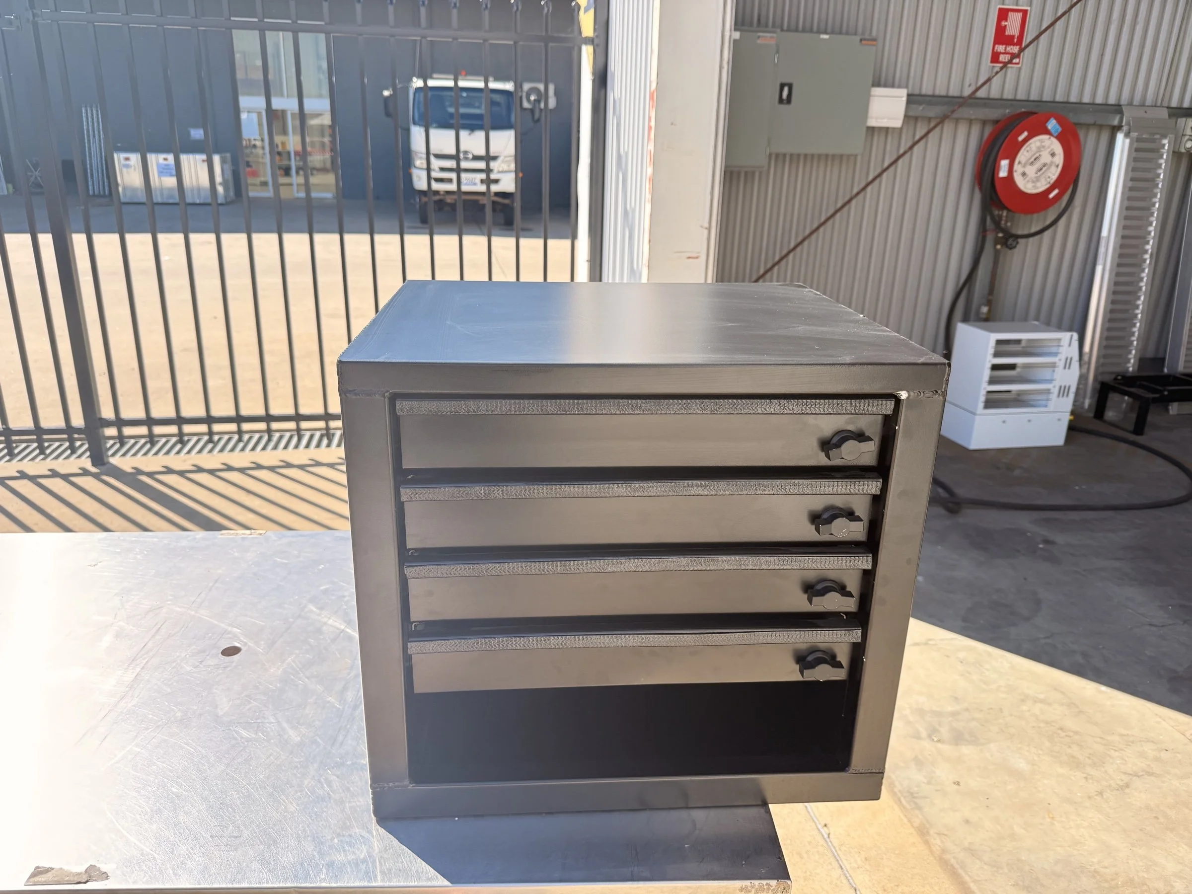 4-drawer-unit-black-IMG_1170.jpg