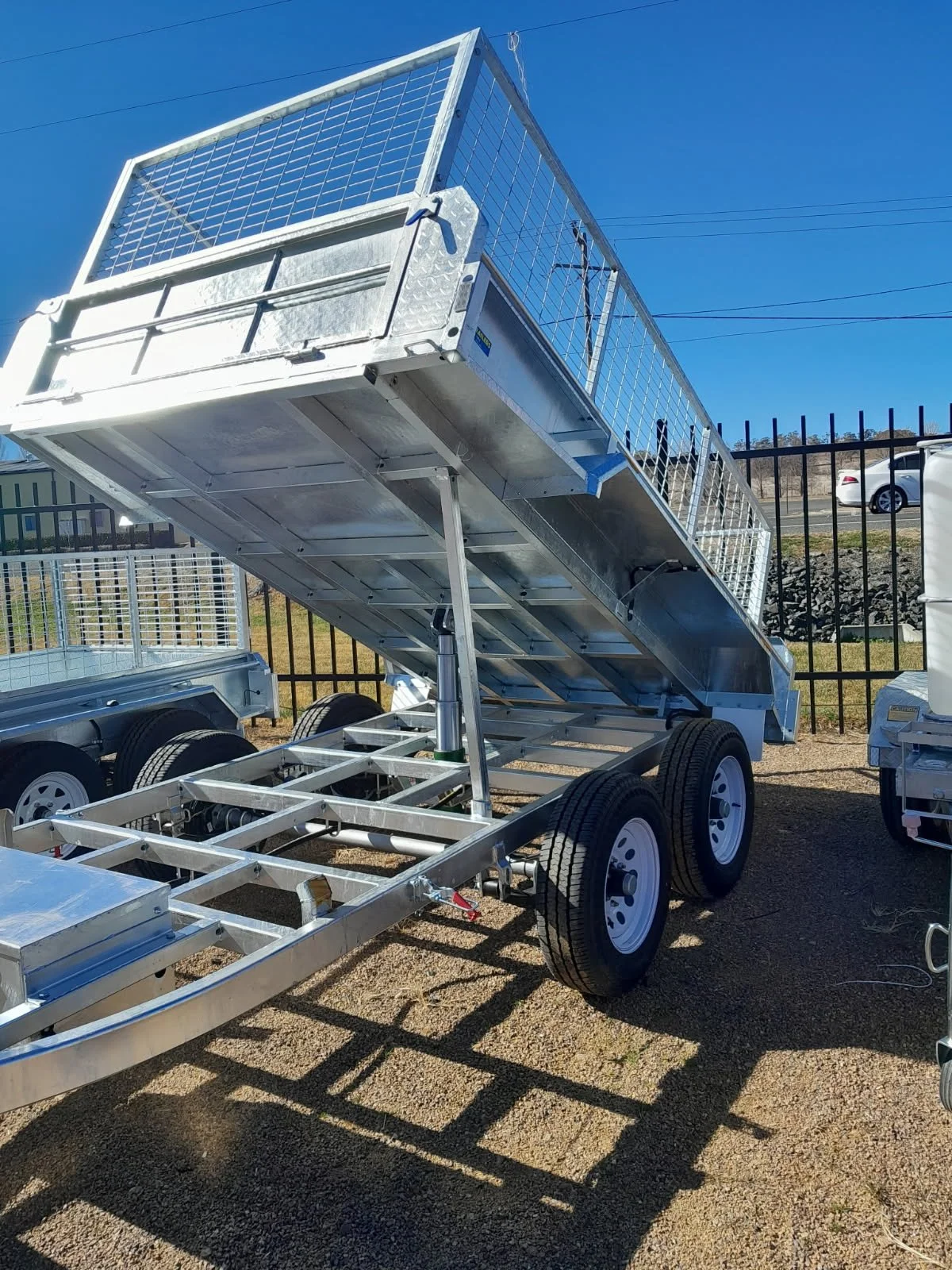 Smart Trailers 8x5 Hydraulic Tipper Trailer 3500kg ATM
