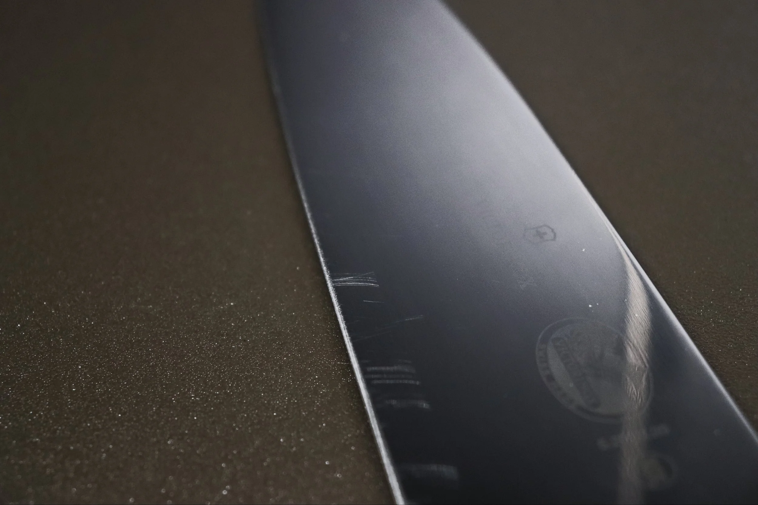 What Is Knife Sharpness? Apex, Thickness, and Why Knives Cut