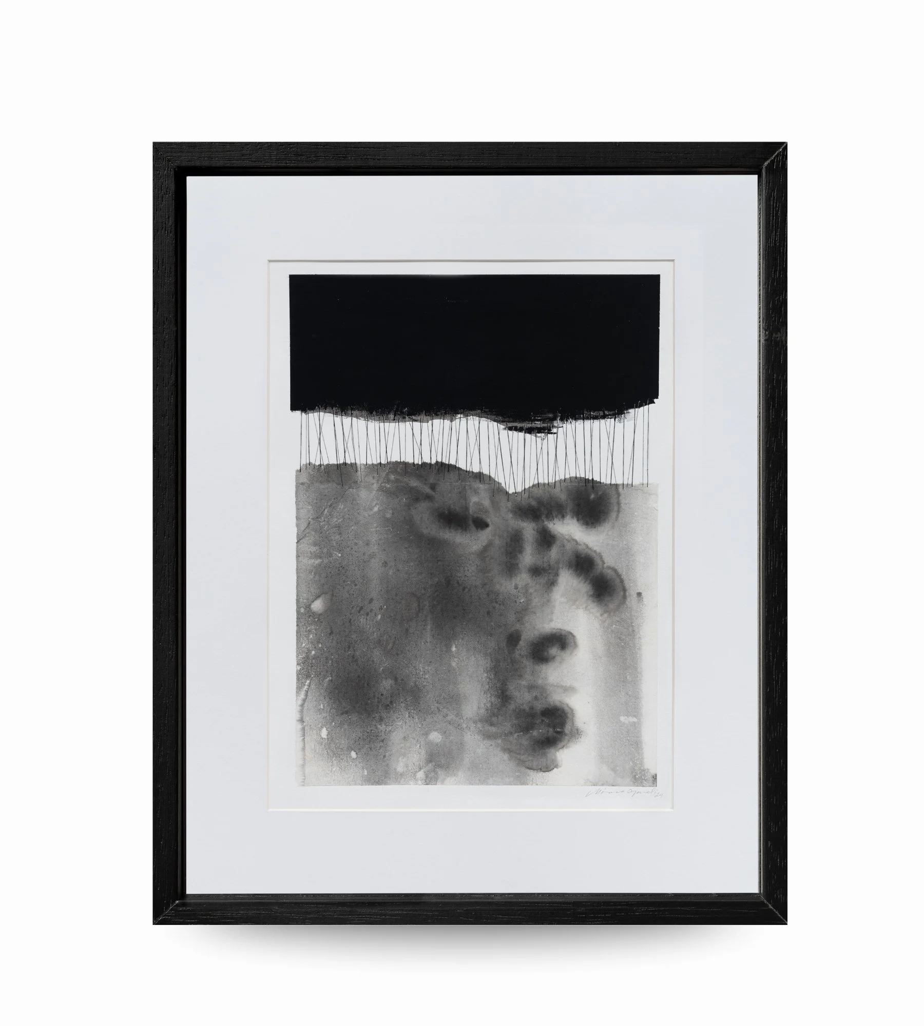 Puntadas de ausencia, obra de collage de Mónica Gagliardi realizada con papeles, tinta y puntadas de hilo de papel sobre papel de algodón.