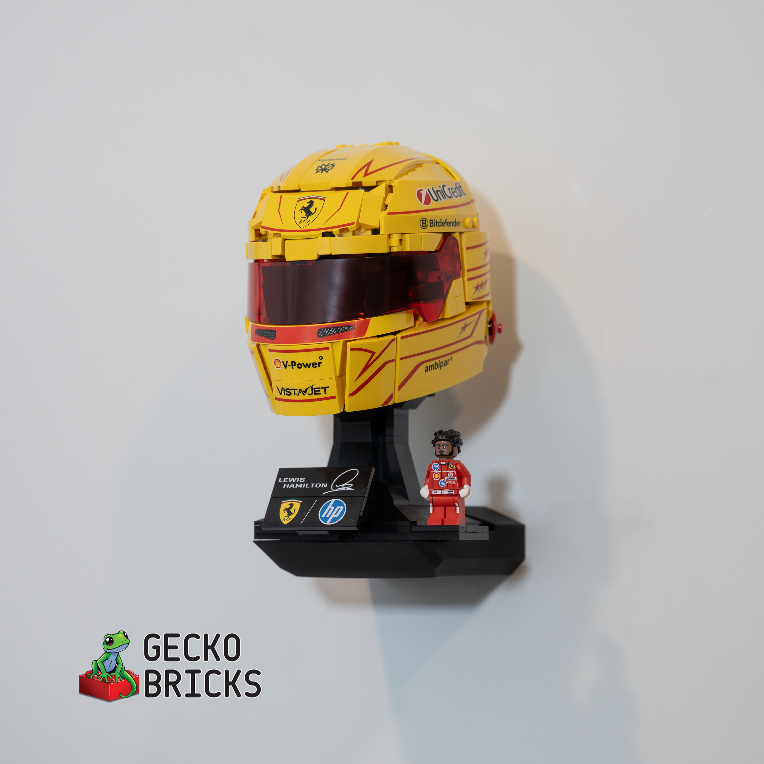 F1Helmets010.png