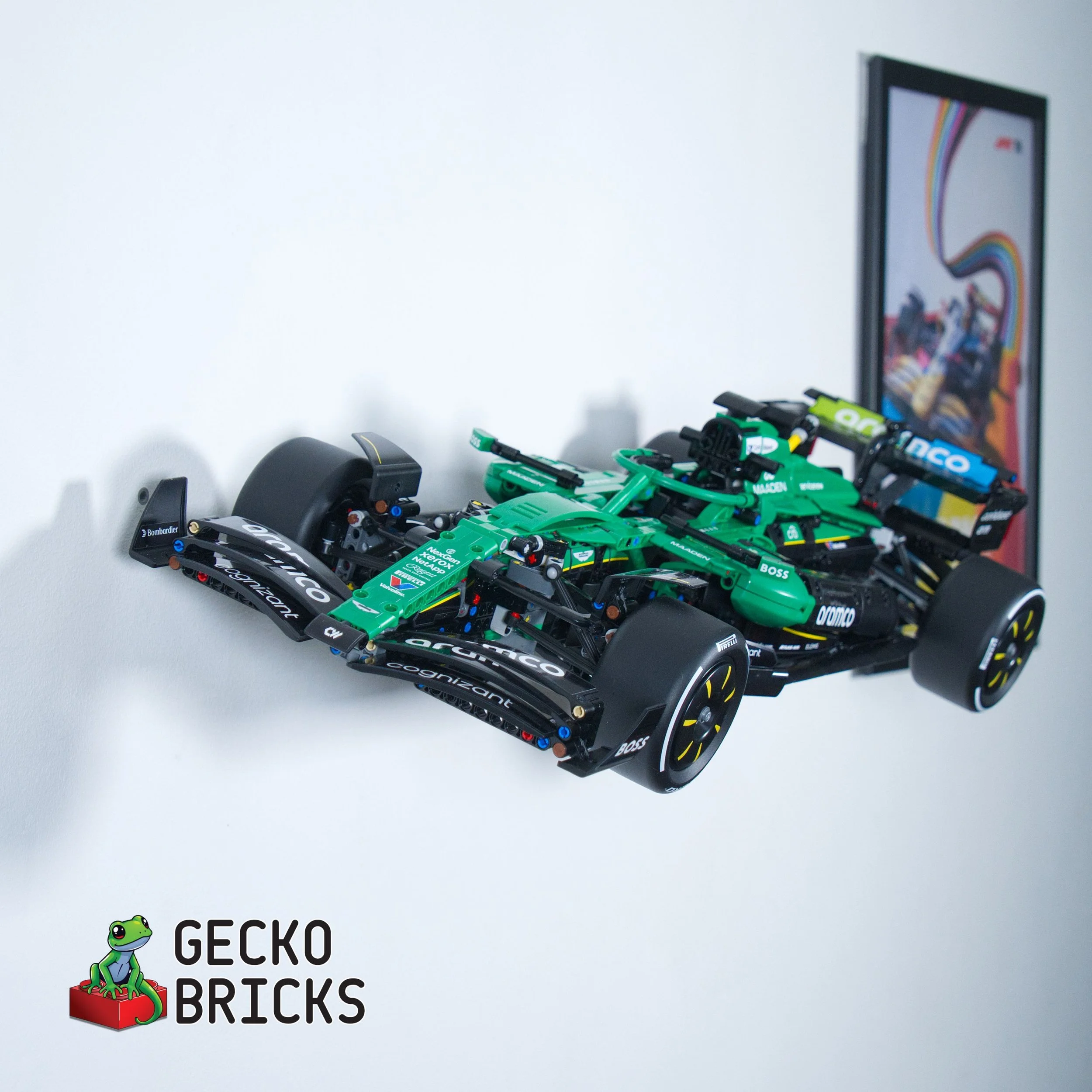 Aston Martin F1-001.jpg