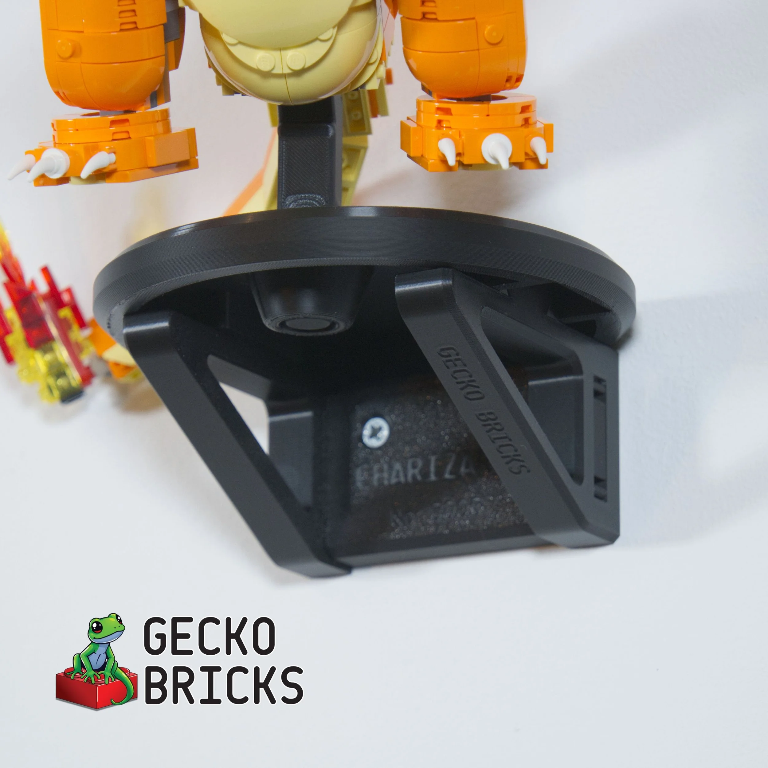 Charizard-B005.jpg
