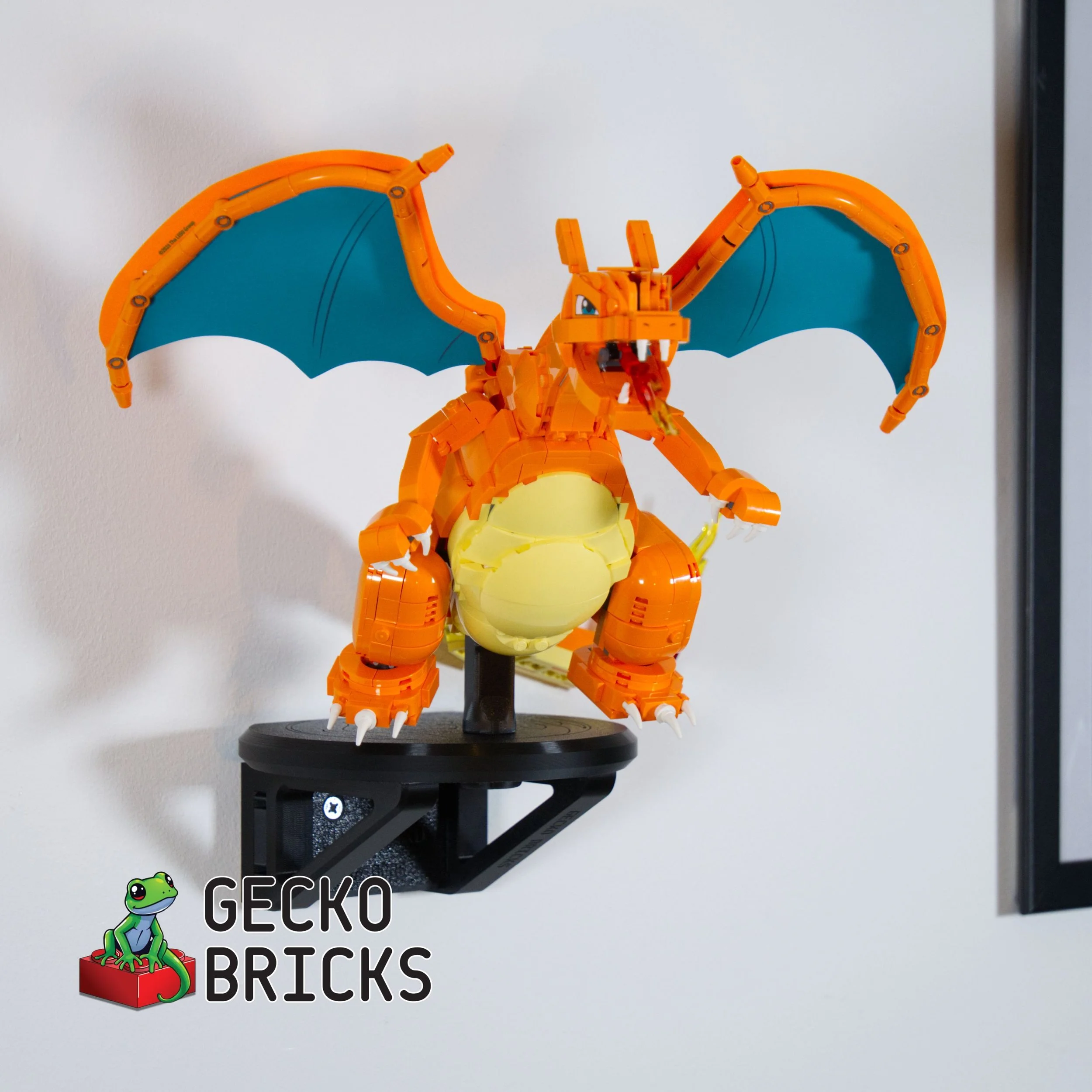 Charizard-B009.jpg