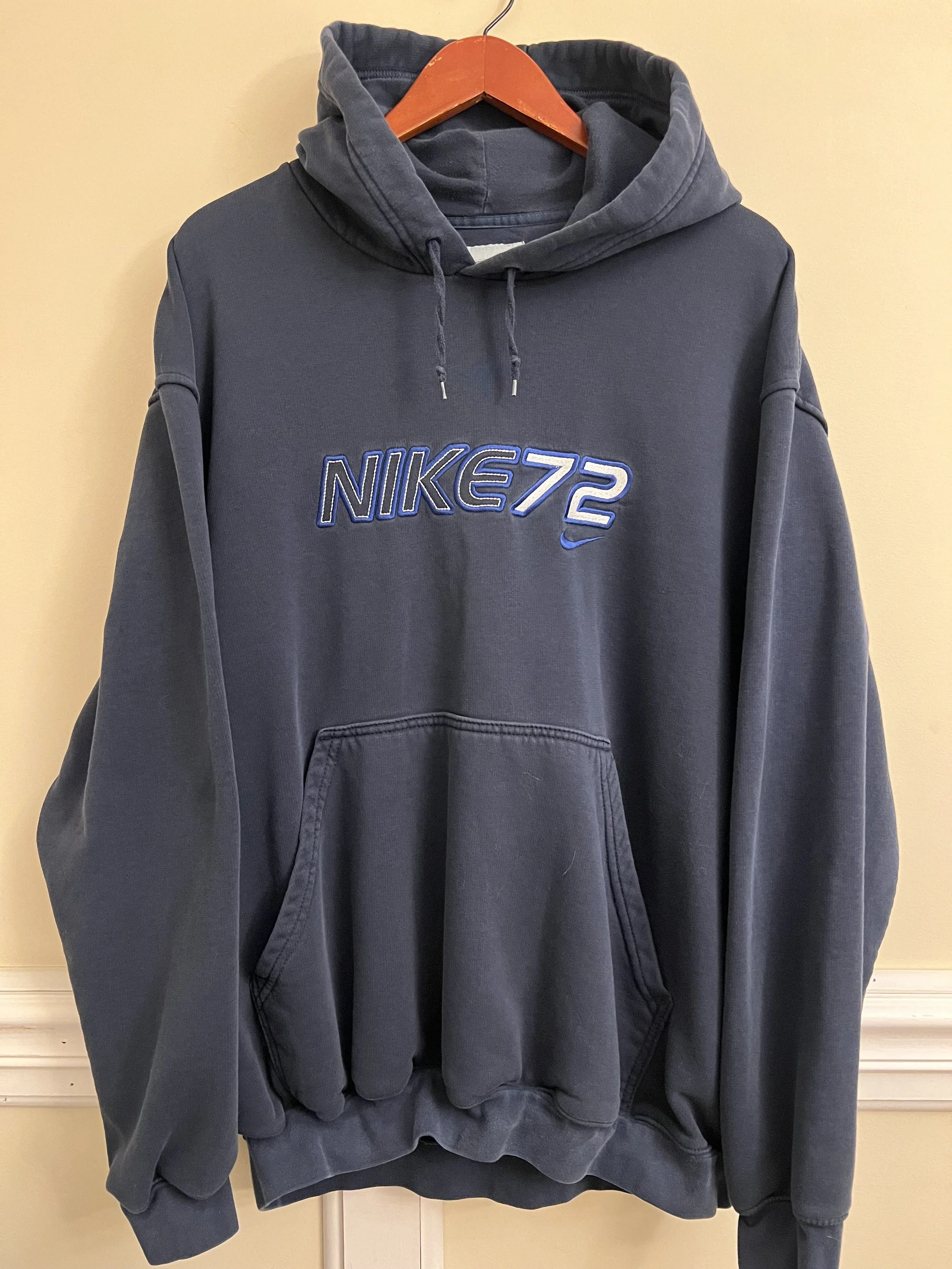 Vintage Nike 72 Spellout Hoodie Y2K Navy Embroidered Swoosh Sweatshirt