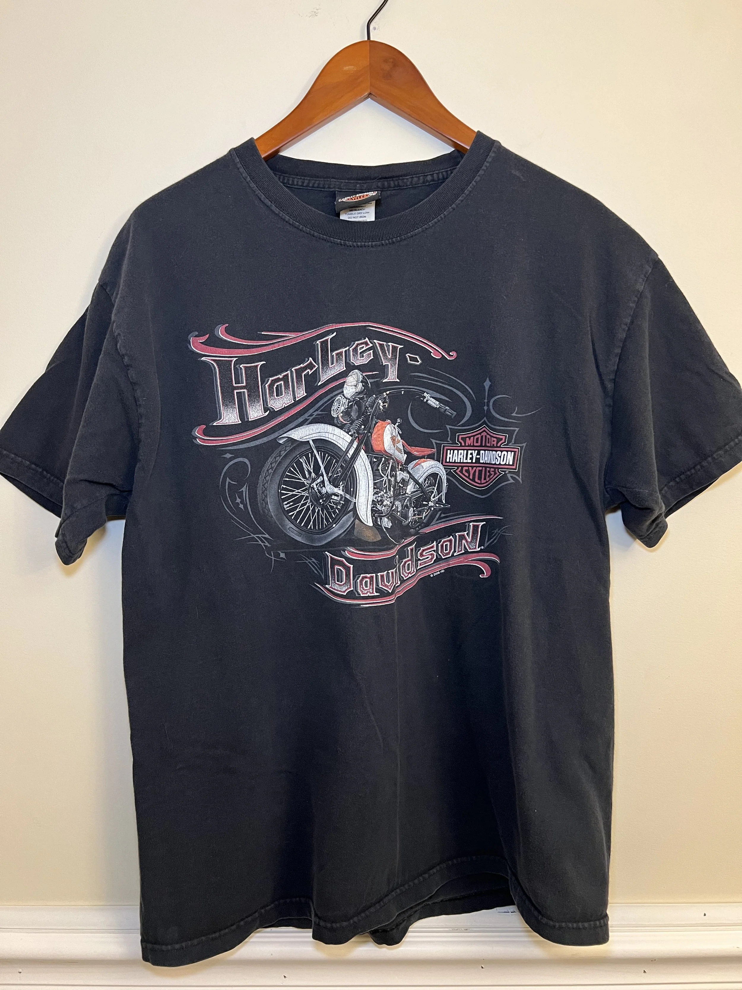Vintage Harley Davidson T Shirt New Roc New Rochelle NY Back Hit Script Logo Bike Graphic Early 2000s