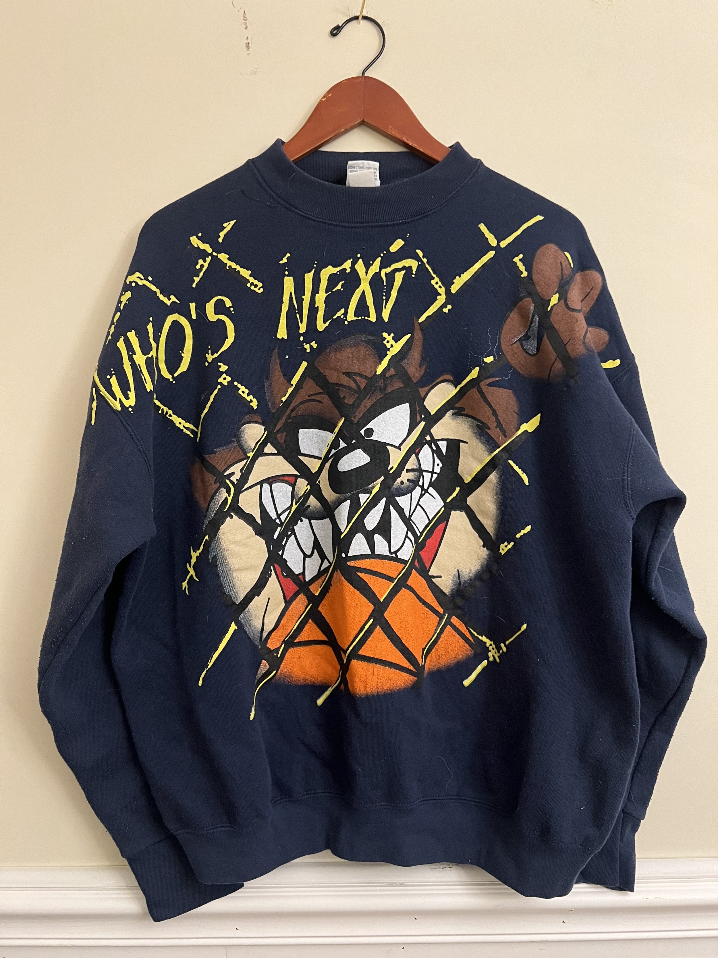 Vintage 90s Taz "Whos Next" Baseketball Crewneck