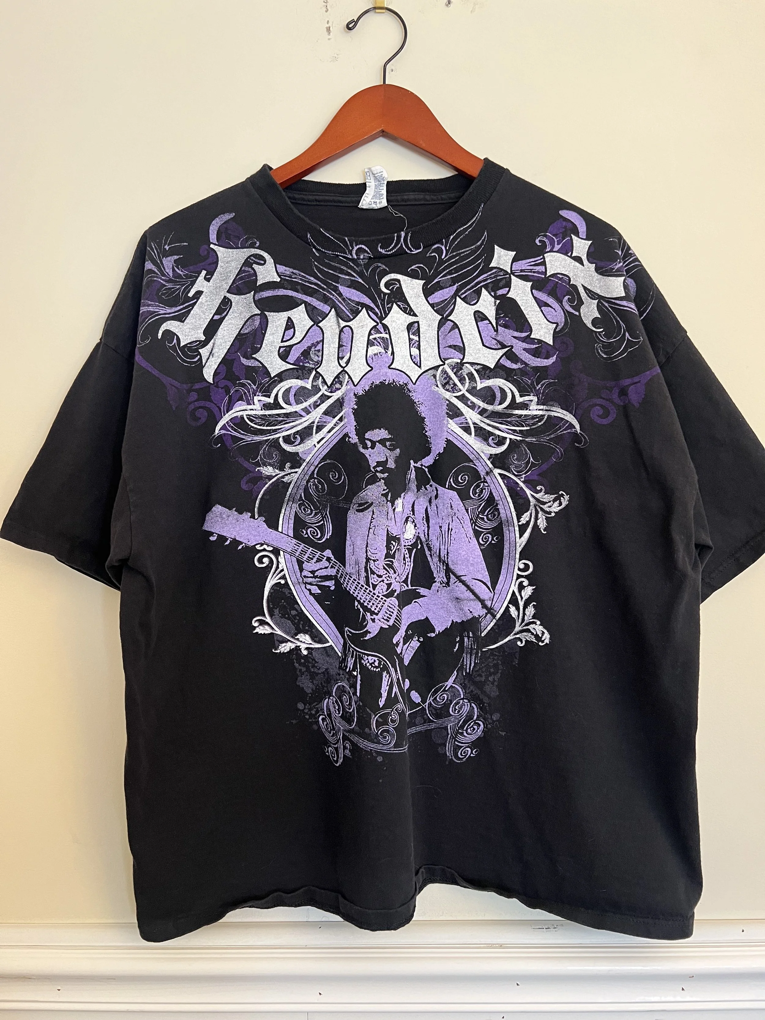 Early 00s Jimi Hendrix Graphic Tee Y2K Style