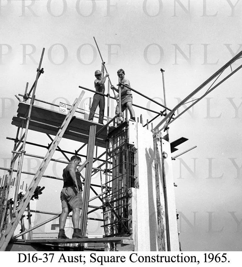 D16-37 Aust Square.jpg