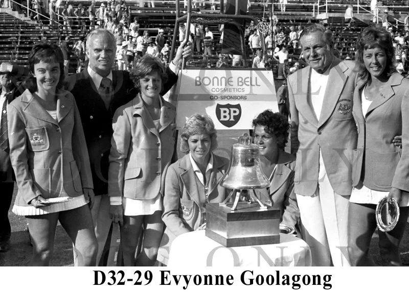 Goolagong Evyonne D32-29.jpg