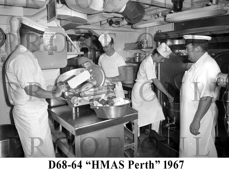 HMAS Perth 1967 D68-64.jpg