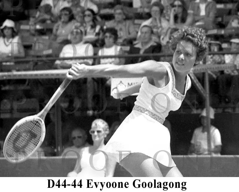 Evyoone Goolagong No.4 action D44-44.jpg