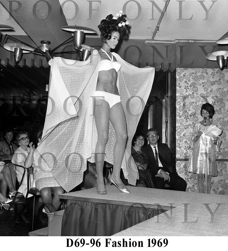 Fashion Grace Brothers 1969 D69-96 copy.jpg
