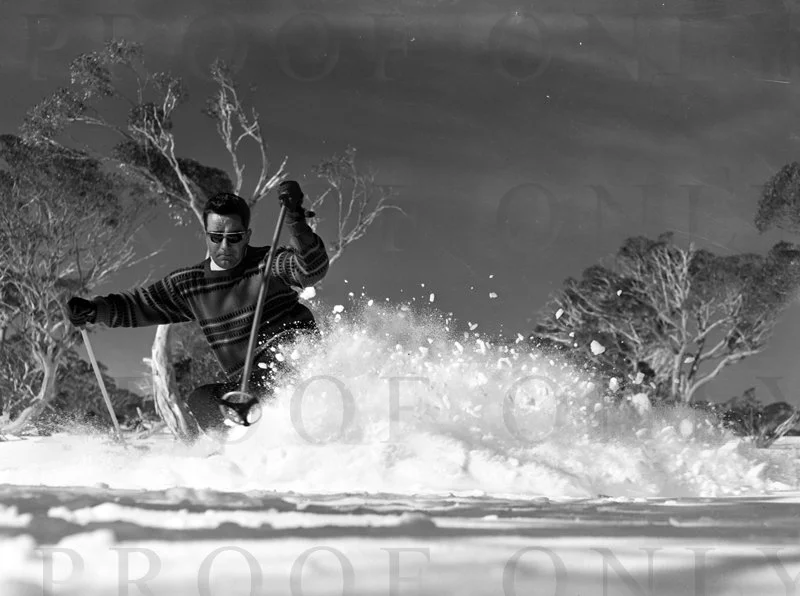 Snow Skier 1960 D56-27