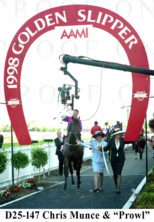 D25-147 Prowl & Munce.jpg