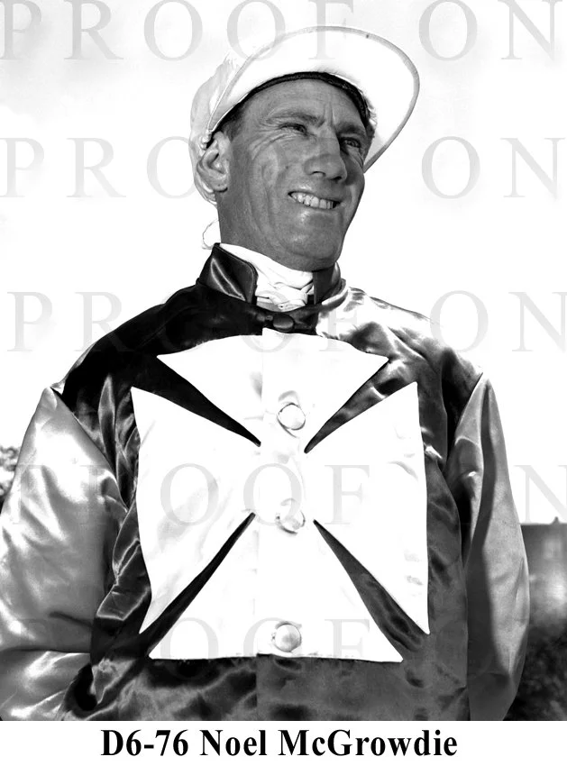 D6-76 Noel McGrowdie.jpg