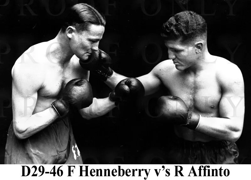 D29-46 Fred Henneberry v's Red Affinto.jpg