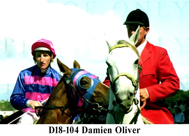 D18- 104 Damien Oliver.jpg