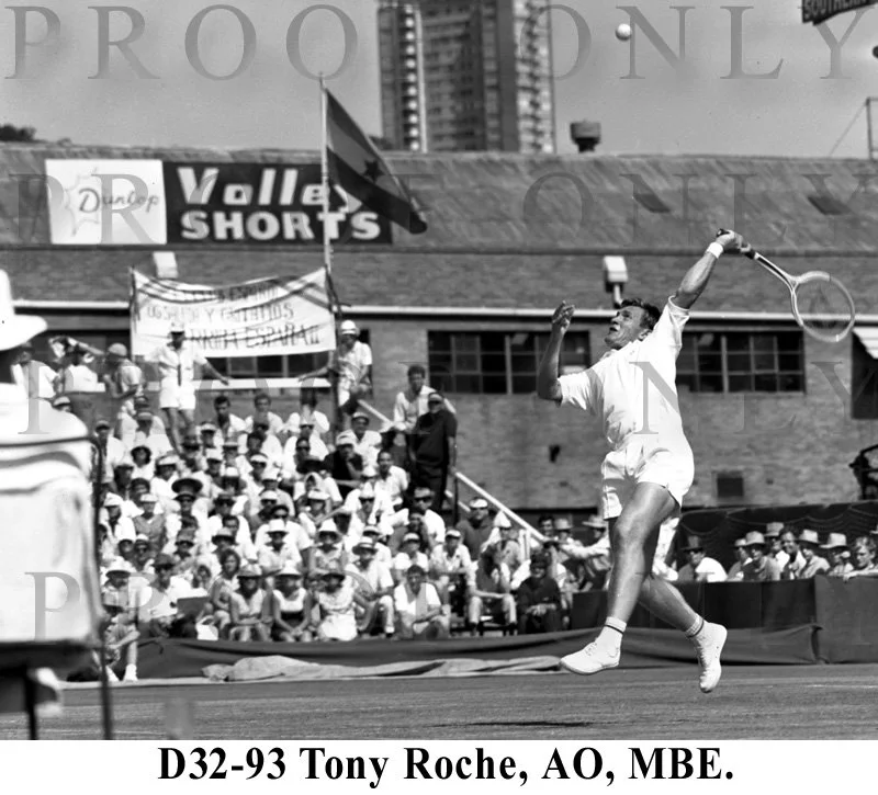 Roche Tony  D32-93.jpg