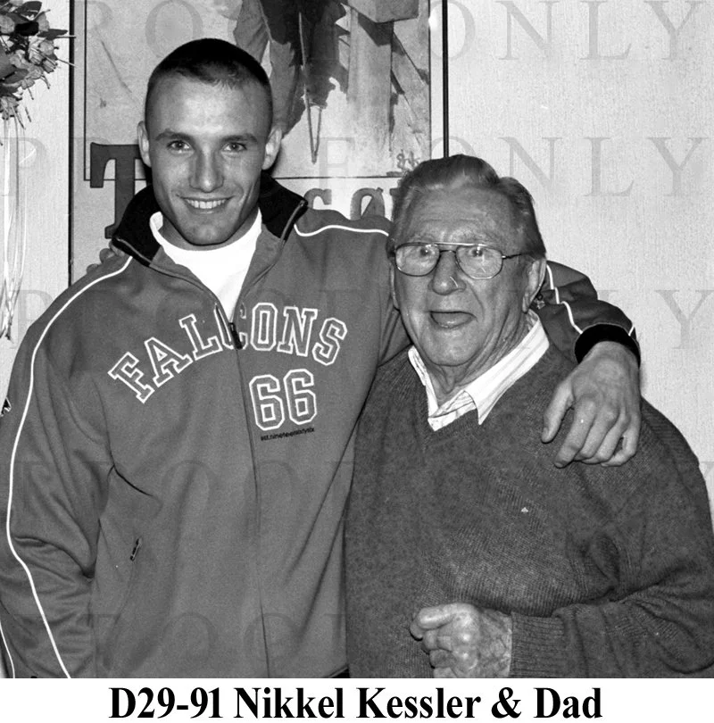 D29-91 Nikkel Kessler & Dad.jpg