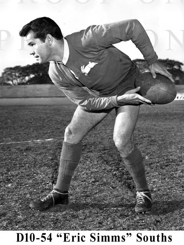 D10-54 Eric Simms.jpg