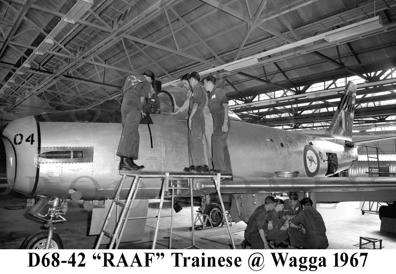RAAF Trainese at Wagga 1967 D68-42.jpg