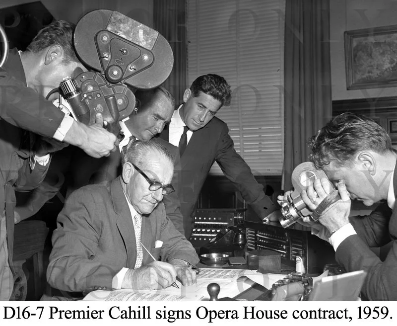 D16-7 Cahill Signs.jpg