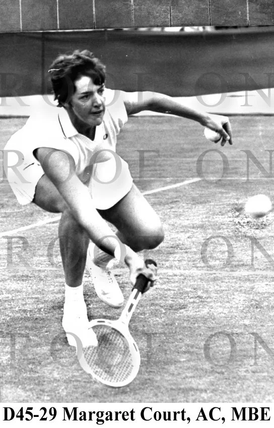 MARGARET COURT action champion D45-29.jpg