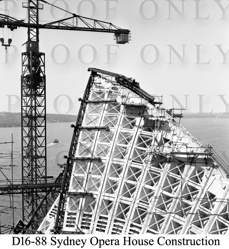 D16-88 Opera House.jpg