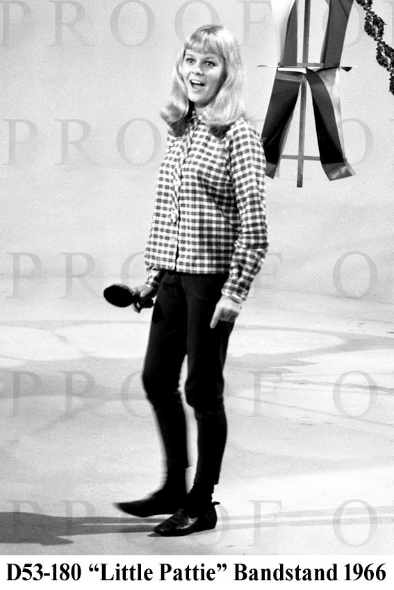 Bandstand Little Pattie 1966 D53-180.jpg