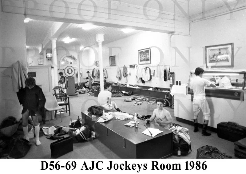 AJC Randwick Jockeys 1986  D56-69.jpg
