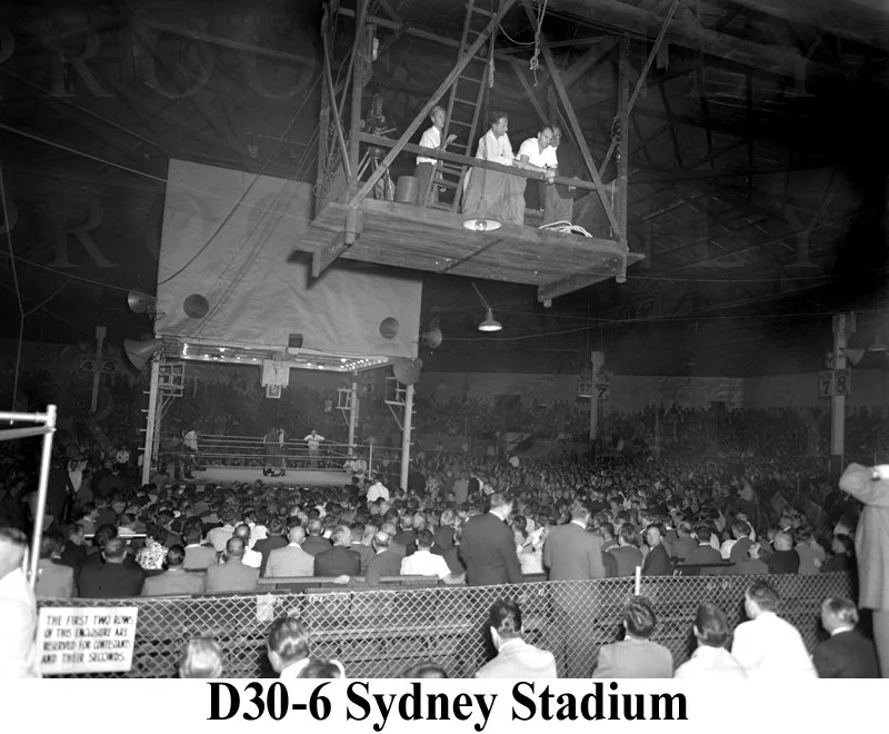 D30-6 Sydney Stadium.jpg