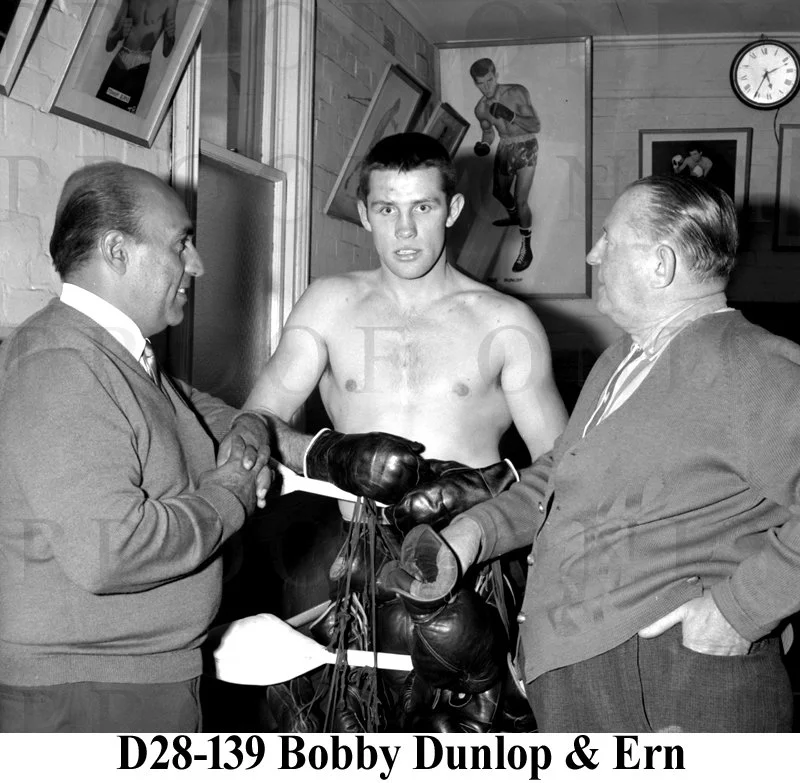 D28-139 Ern McQuillan & Bobby Dunlop.jpg