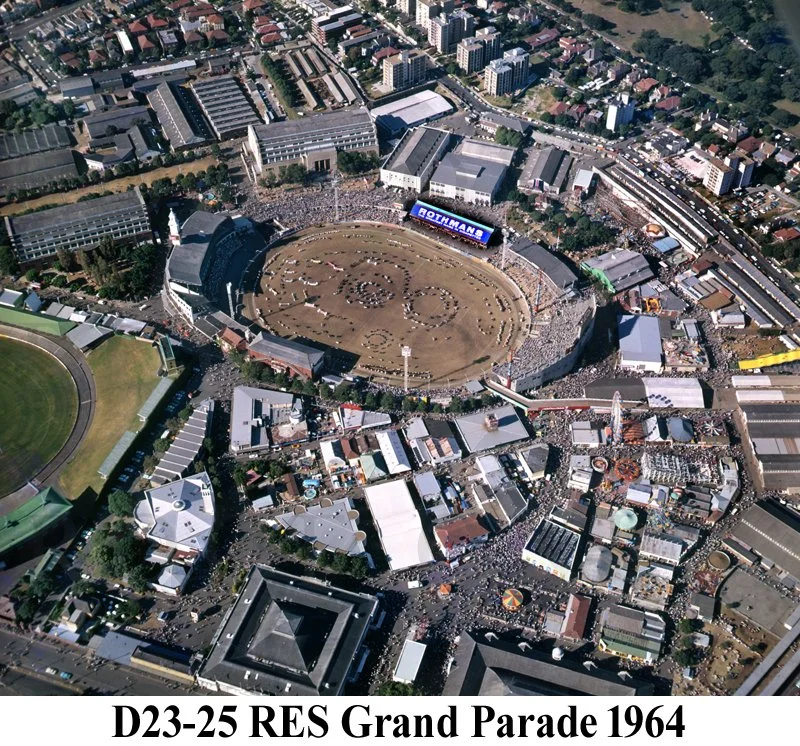 D23-25 Grand Parade 1964.jpg