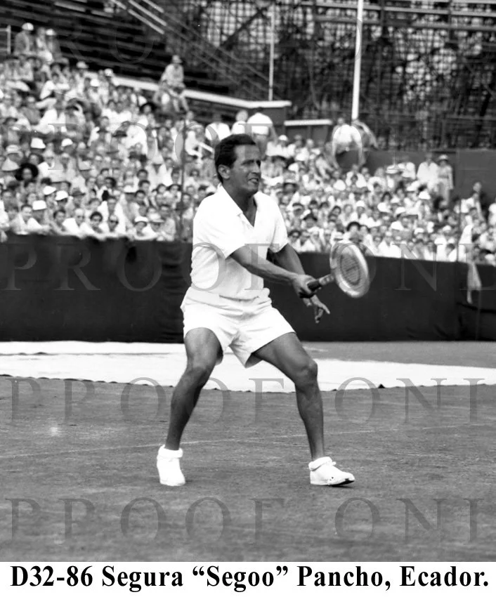 Segura Pancho D32-86.jpg