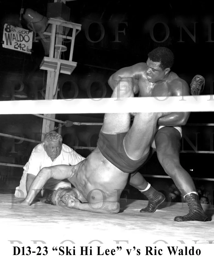 D13-23 Ski Ni Lee v's Ric Waldo.jpg