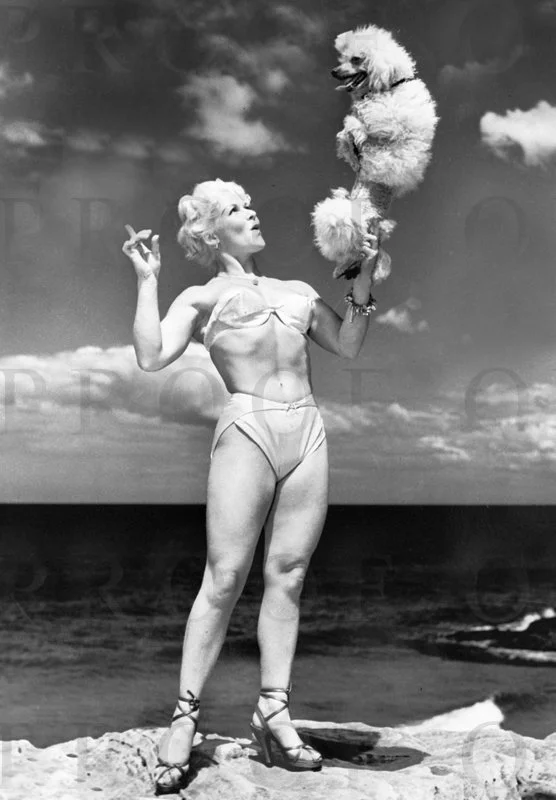 D27-62 Bondi Beach Girl 1958