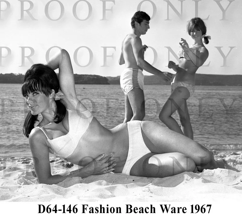 Fashion Beach Wear 1967 D64-146 copy.jpg